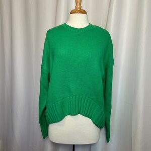 NWT WOMEN'S KBB GREEN SWEATER BY KAHLANA - SIZE LARGE